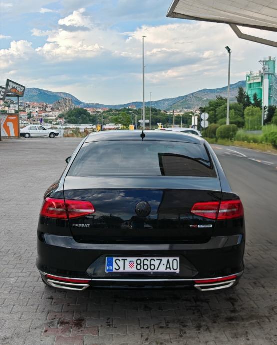 VW Passat B8• DSG•HIGHLINE•VIRT.COCKPIT•MATRIX LED•AMBILI•360CAM.., fotografija 17