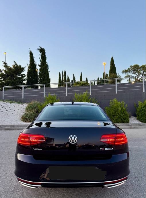 VW Passat B8• DSG•HIGHLINE•VIRT.COCKPIT•MATRIX LED•AMBILI•360CAM.., fotografija 4