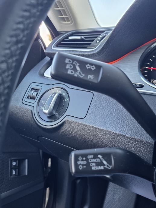 VW Passat CC 2,0 TDI ALU,NAVI,KAMERA 182 T.K.M, fotografija 20