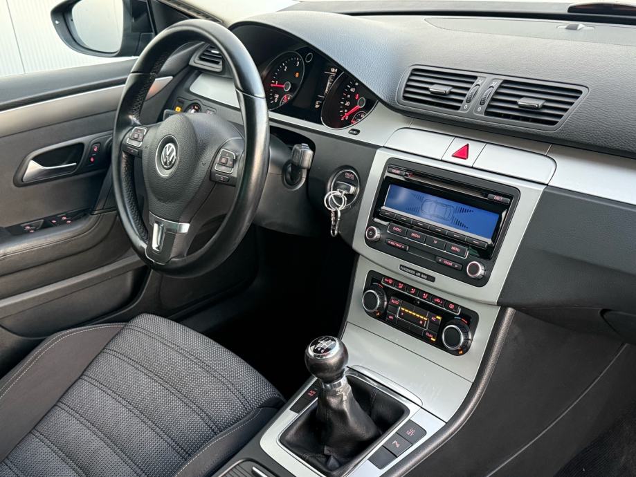 VW PASSAT CC 2.0TDI-HR AUTO-REGA 5/27-MF VOLAN-17ZOLL ALUFELGE, fotografija 10