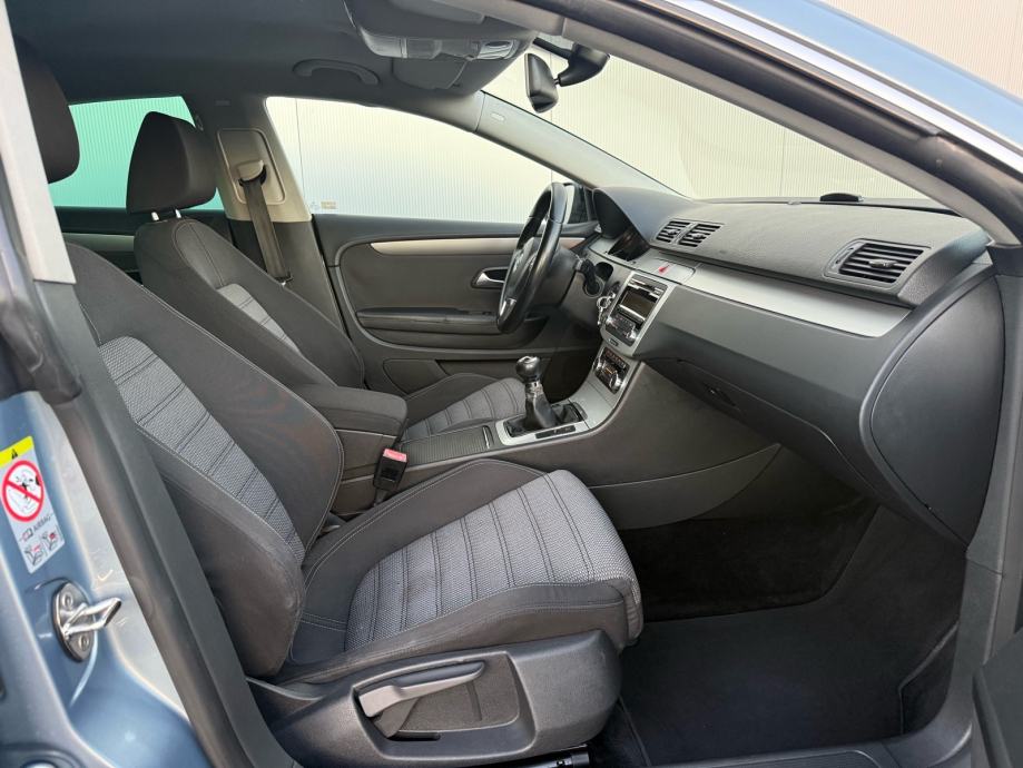 VW PASSAT CC 2.0TDI-HR AUTO-REGA 5/27-MF VOLAN-17ZOLL ALUFELGE, fotografija 16