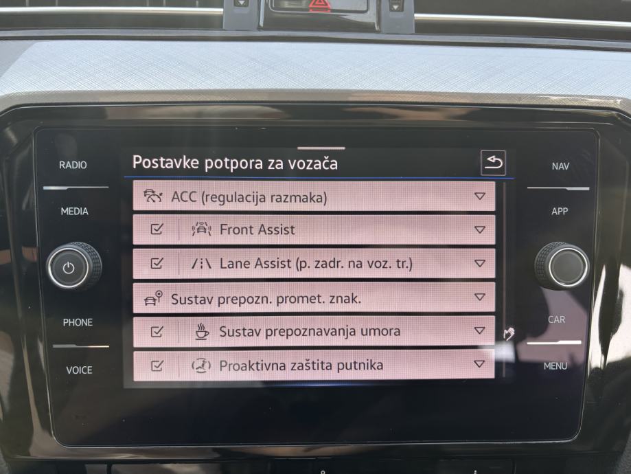 VW Passat GTE Variant 1.4 TSI PHEV DSG automatik, fotografija 17