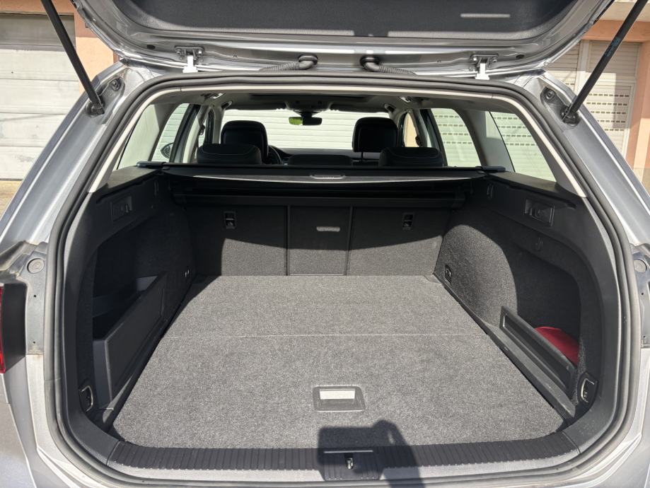 VW Passat GTE Variant 1.4 TSI PHEV DSG automatik, fotografija 11