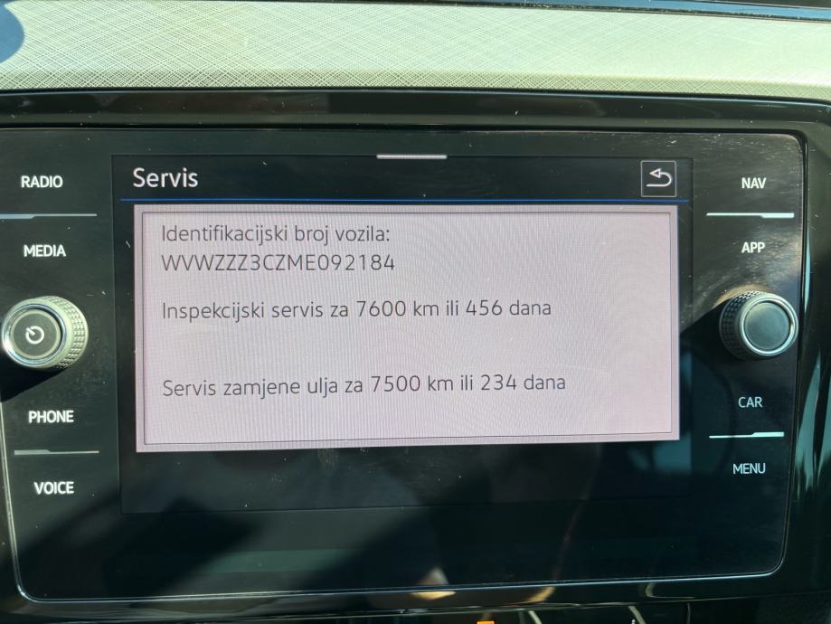 VW Passat GTE Variant 1.4 TSI PHEV DSG automatik, fotografija 18