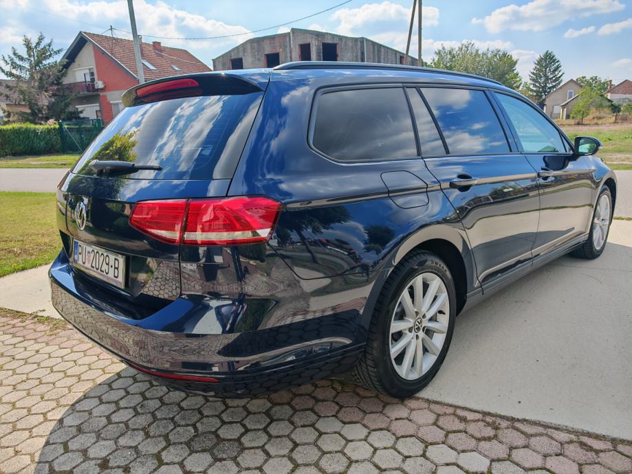 VW Passat karavan 1.6 TDI 6 brzina *VELIKI SERVIS*GRIJANA SJEDALA*, fotografija 4