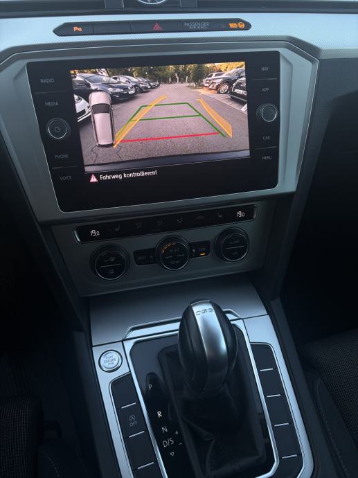 VW Passat Var. 2,0 TDI *Automatik--Veliki servis--Top stanje--Jamstvo*, fotografija 16