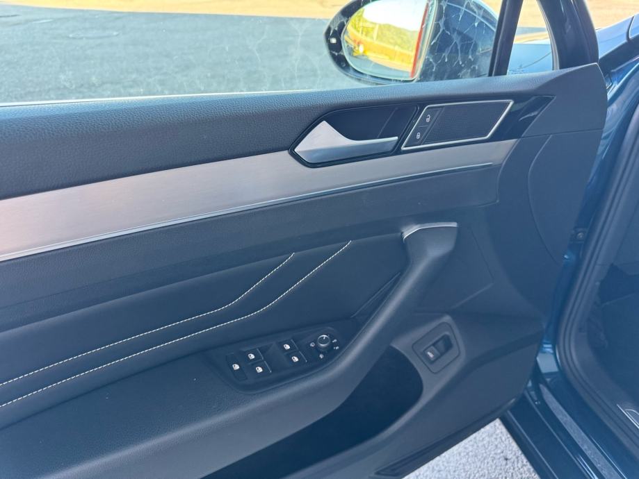 VW Passat Var. 2,0 TDI DSG Elegance; 150 ks; Navi; Xenon; Kamera, fotografija 14