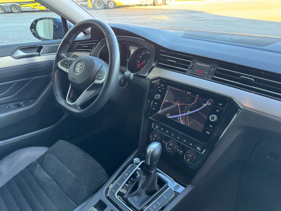 VW Passat Var. 2,0 TDI DSG Elegance; 150 ks; Navi; Xenon; Kamera, fotografija 12