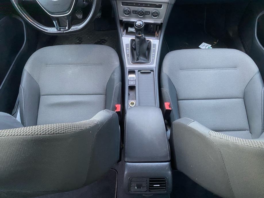 VW Golf 7 1.6 TDI COMFORTLINE 12/2016 1.6 tdi (prodaja i zamjena), fotografija 11