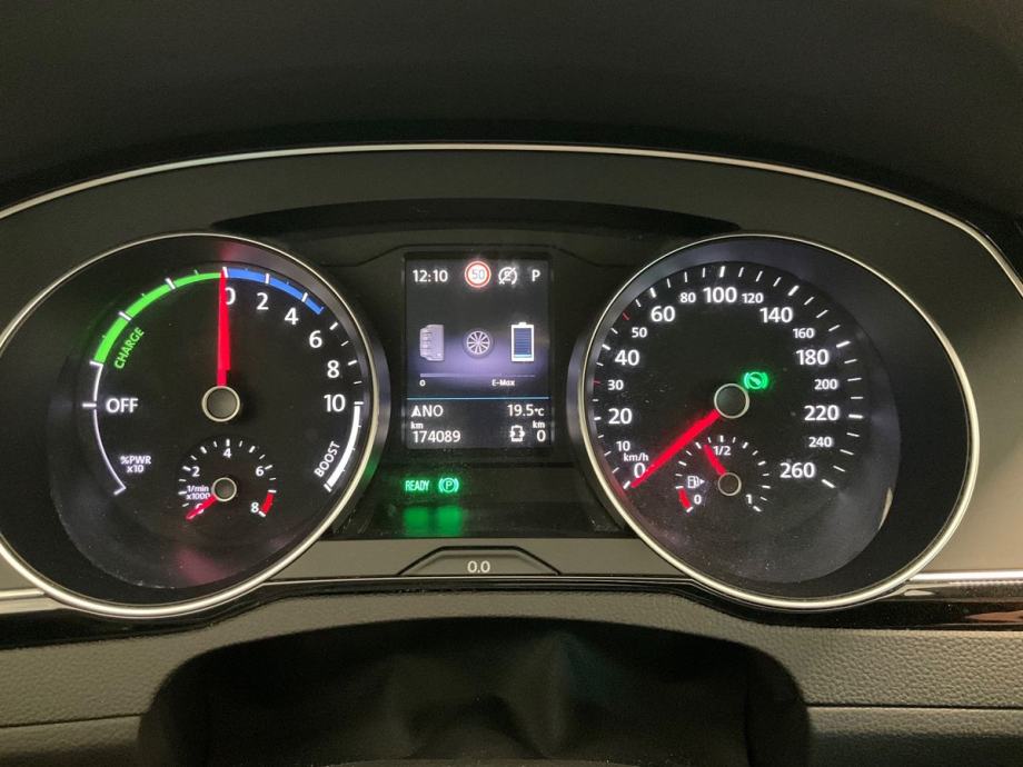 VW Passat 1,4 GTE PLUG IN HYBRID,JAMSTVO 2028 G,, fotografija 19