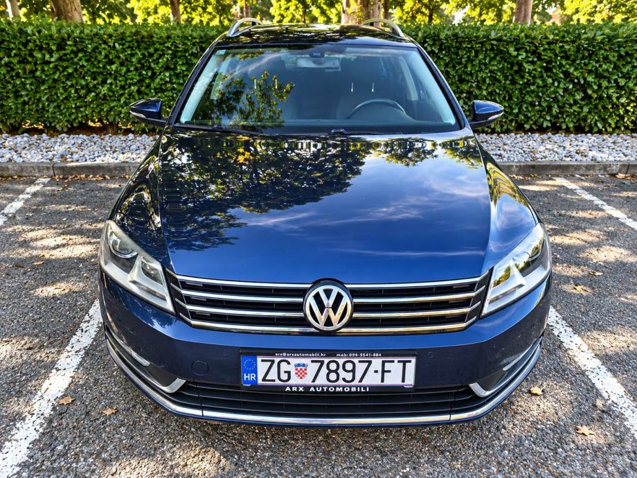 VW Passat Variant 1,6 TDI BMT //DIG.KLIMA//NAVI//ALU//PDC//REG 04/27//, fotografija 11