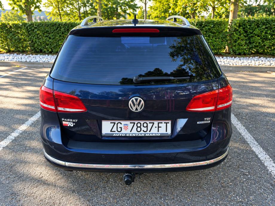 VW Passat Variant 1,6 TDI BMT //DIG.KLIMA//NAVI//ALU//PDC//REG 04/27//, fotografija 5