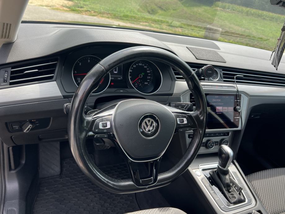VW Passat Variant 1,6 TDI BMT DSG automatik, fotografija 11