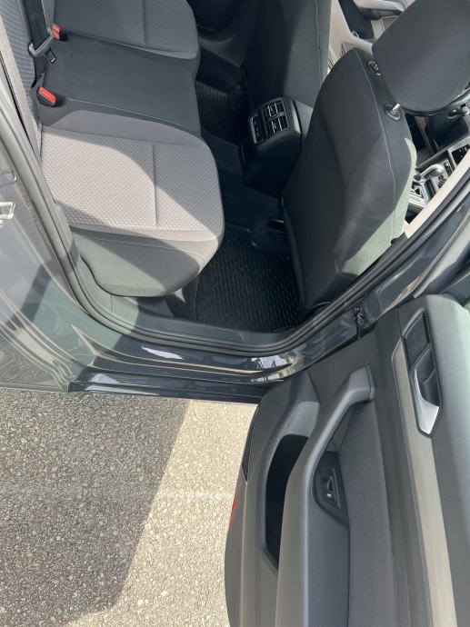 VW Passat Variant 1,6 TDI BMT DSG automatik, fotografija 15