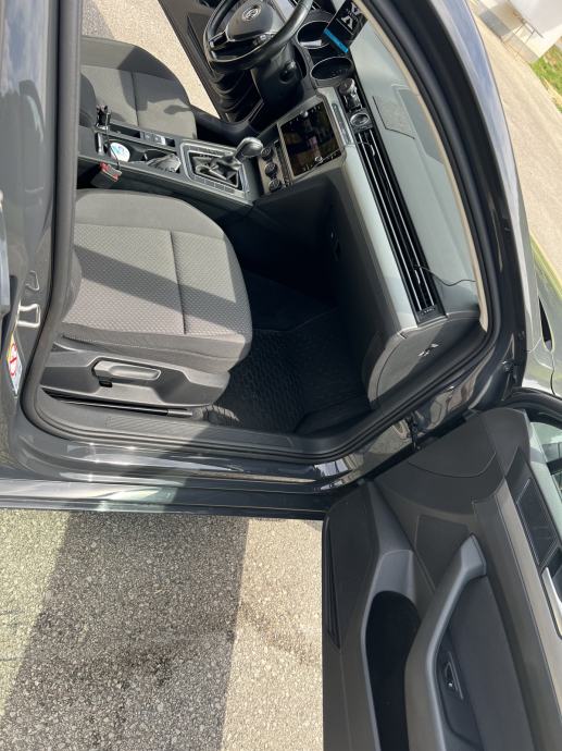 VW Passat Variant 1,6 TDI BMT DSG automatik, fotografija 16
