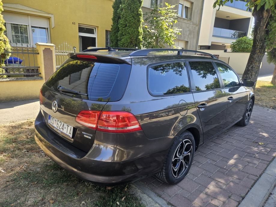 VW Passat Variant 1,6 TDI BMT REG 04.09.2027.LED NAVIG.PARK SENZ KAME, fotografija 3