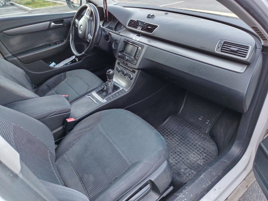 VW Passat Variant 1,6 TDI BMT, fotografija 6