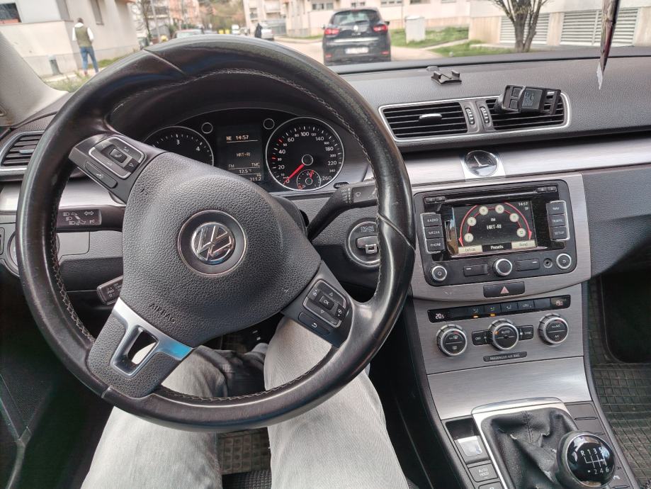 VW Passat Variant 1,6 TDI BMT, fotografija 3