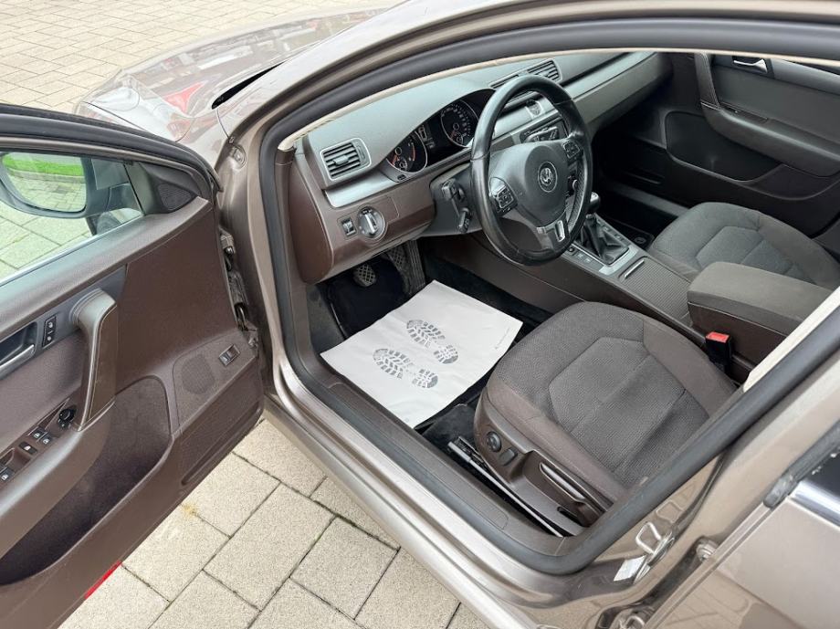 VW Passat Variant 1,6 TDI BMT, fotografija 7