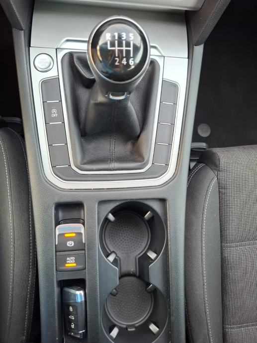 VW Passat Variant 1,6 TDI, fotografija 16