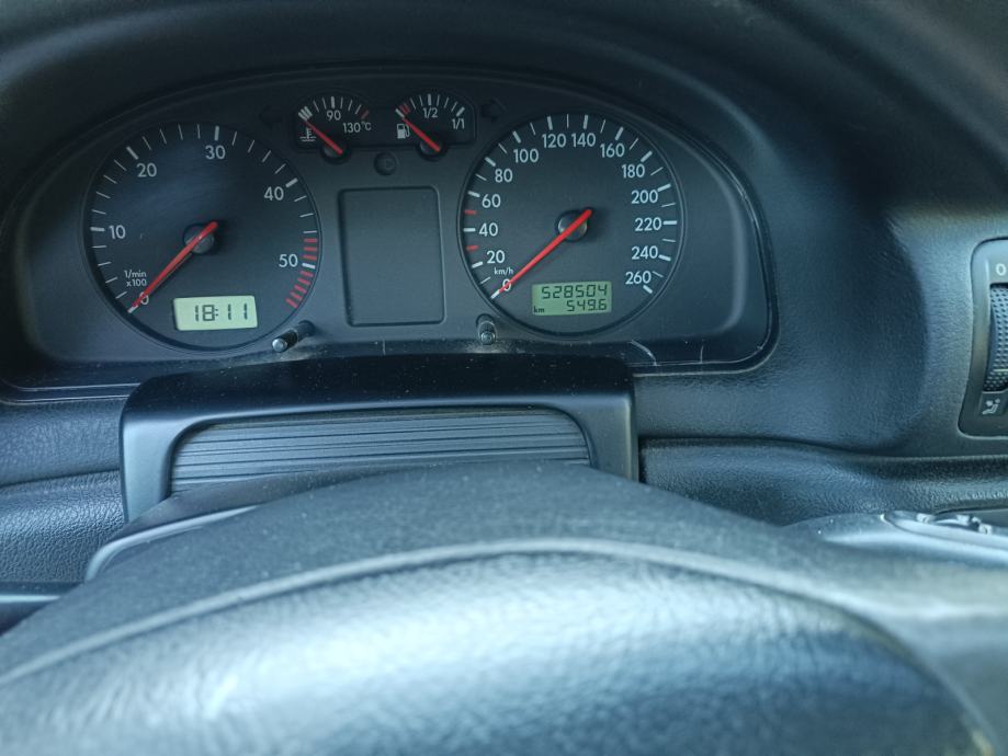 VW Passat Variant 2000. 1,9 TDI 110KS Prvi vlasnik Uščuvan! 08/27 KR, fotografija 6