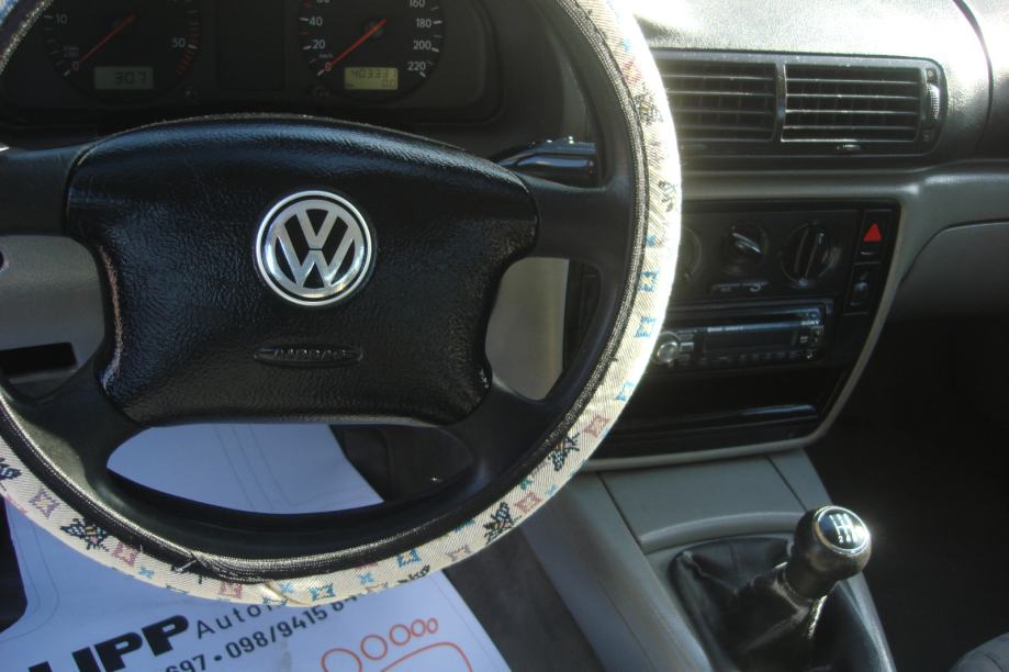 VW PASSAT VARIANT 1,9 TDI ***DAS AUTO***REGISTRIRAN 1.GOD***FULL******, fotografija 10