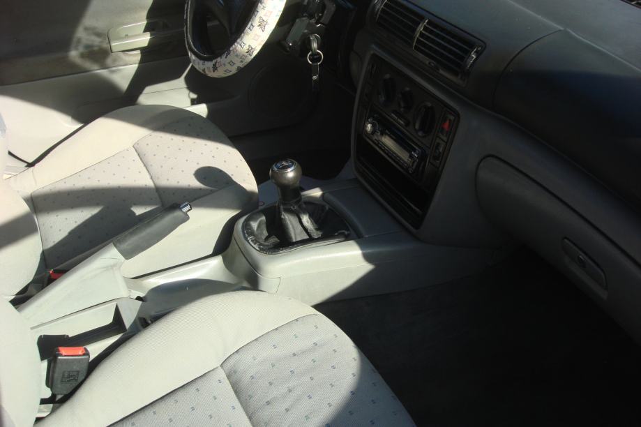 VW PASSAT VARIANT 1,9 TDI ***DAS AUTO***REGISTRIRAN 1.GOD***FULL******, fotografija 11