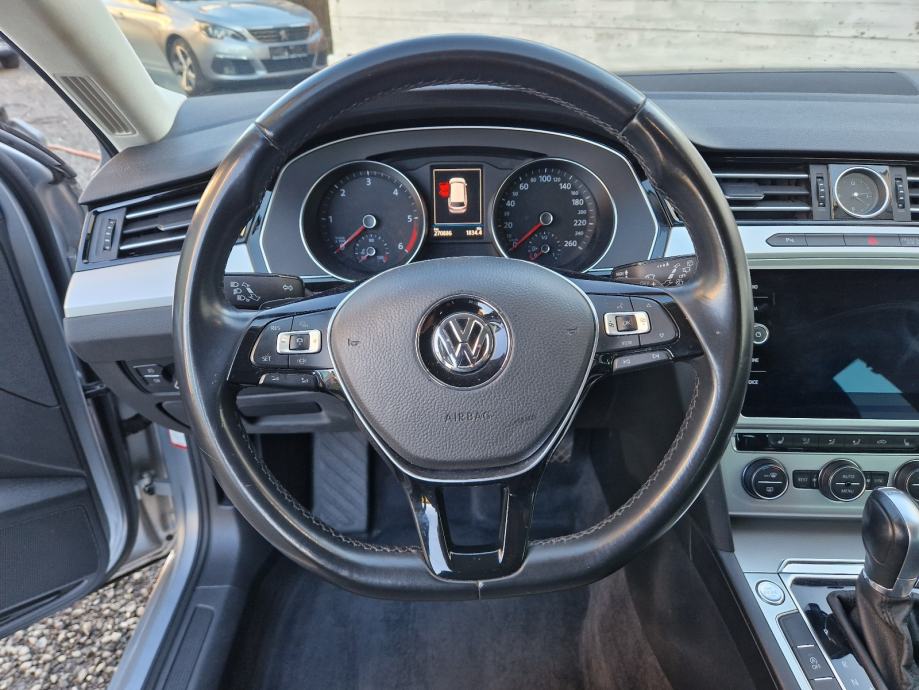 VW Passat Variant 2,0 TDI automatik - KOMFORTLINE-NAVI-F1-ACC-PDC..., fotografija 9