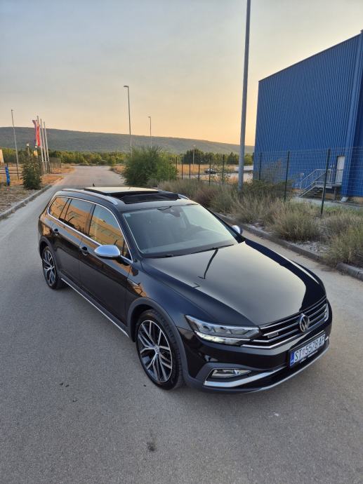 VW Passat Variant 2,0 TDI altrack automatik, pogled izvana - slika 3