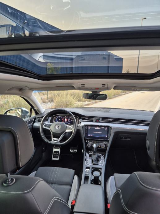 VW Passat Variant 2,0 TDI altrack automatik, fotografija 8