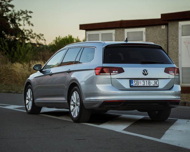 VW Passat Variant 2,0 TDI automatik, fotografija 10