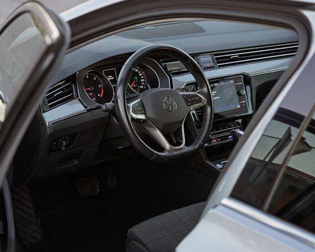 VW Passat Variant 2,0 TDI automatik, fotografija 12