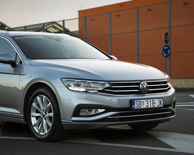 VW Passat Variant 2,0 TDI automatik, fotografija 7