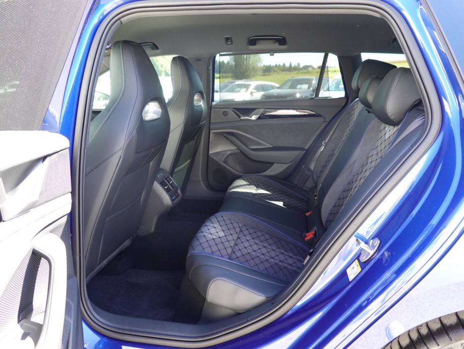 Volkswagen Passat Variant 2.0 TDI 4M R-Line DSG+MATRIX+WEBASTO+360°, fotografija 11