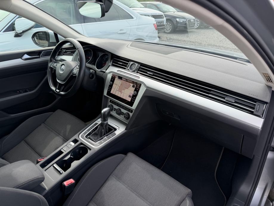 VW Passat Variant 2,0 TDI automatik, fotografija 12