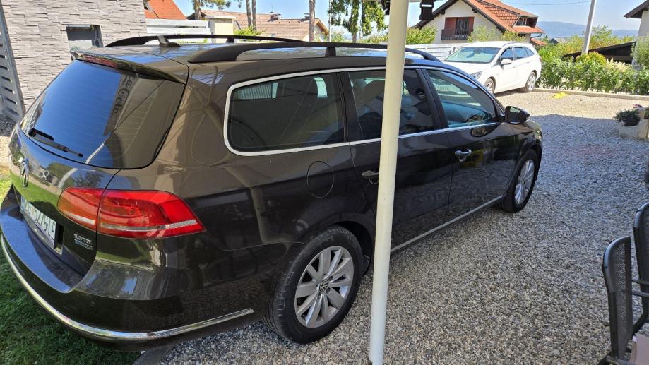 VW Passat B7 Variant 2,0 TDI automatik, fotografija 6