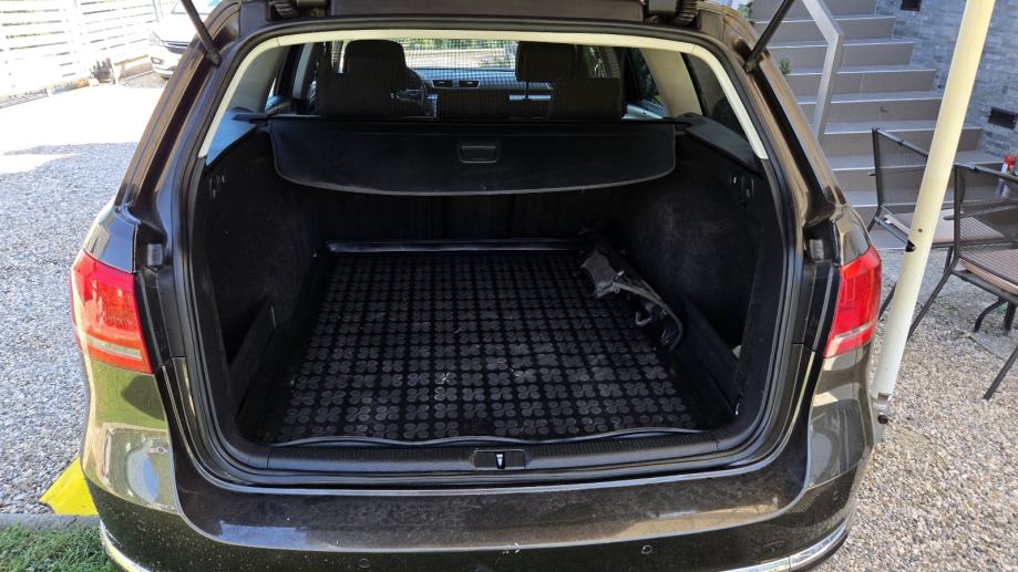 VW Passat B7 Variant 2,0 TDI automatik, fotografija 7