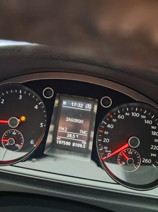 VW Passat Variant 2,0 TDI BMT automatik, fotografija 13