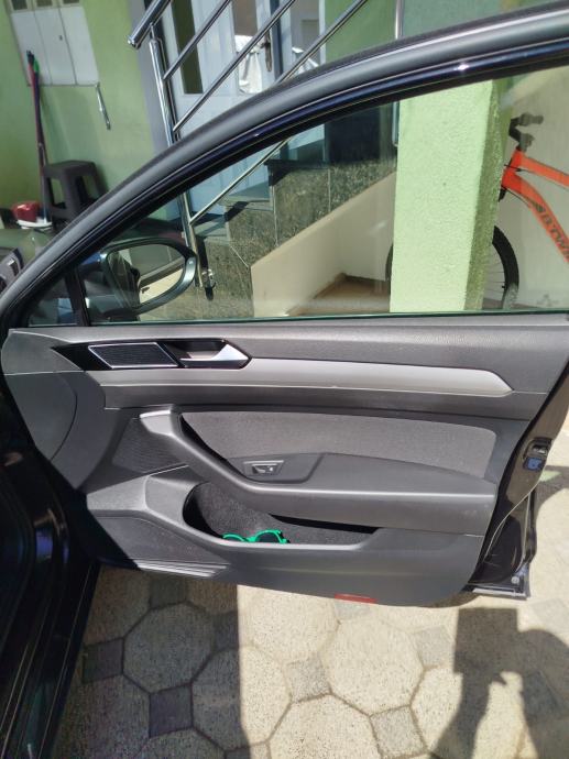 VW Passat Variant 2,0 TDI BMT DSG automatik, fotografija 18