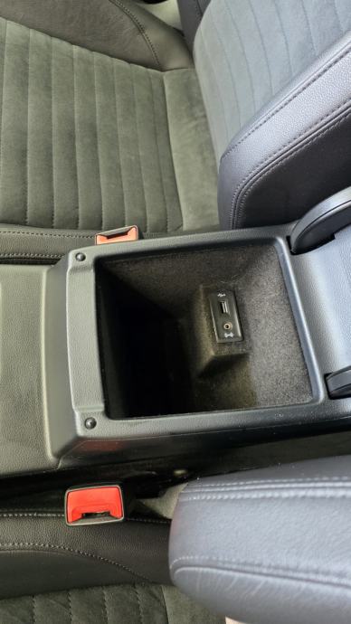 VW Passat Variant 2,0 TDI BMT DSG automatik, fotografija 4