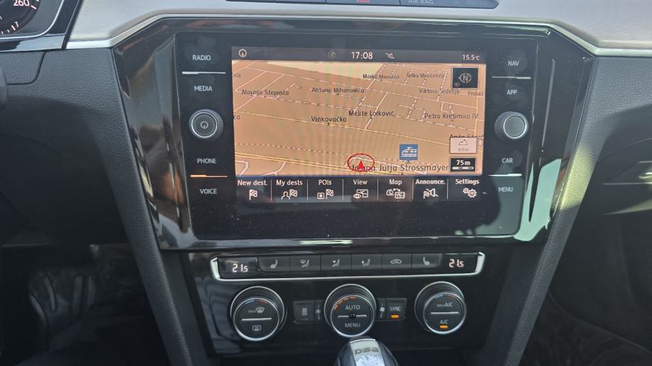VW Passat Variant 2,0 TDI DSG HIGHLINE VIRTUAL LED PANORAMA, fotografija 12