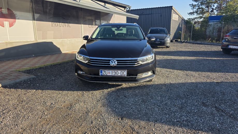 VW Passat Variant 2,0 TDI DSG HIGHLINE VIRTUAL LED PANORAMA, fotografija 7