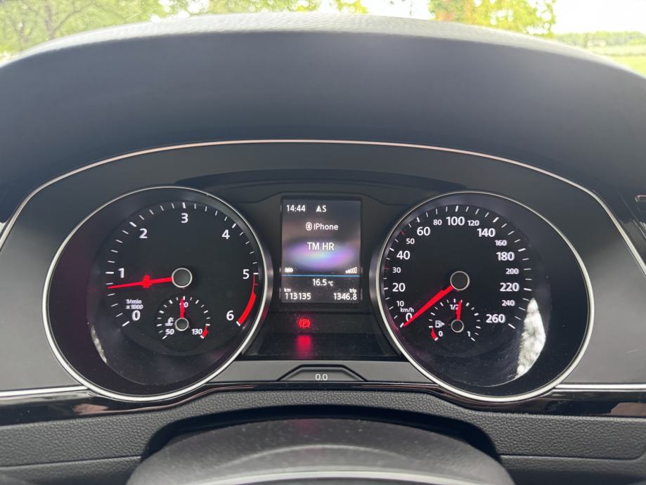 VW Passat Variant 2,0 TDI BMT, fotografija 12