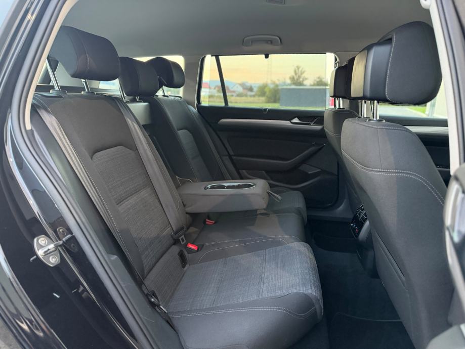 VW Passat Variant 2.0 TDI COMFORTLINE *AUTOMATIK DSG* KAMERA*NAVI*LED*, fotografija 13