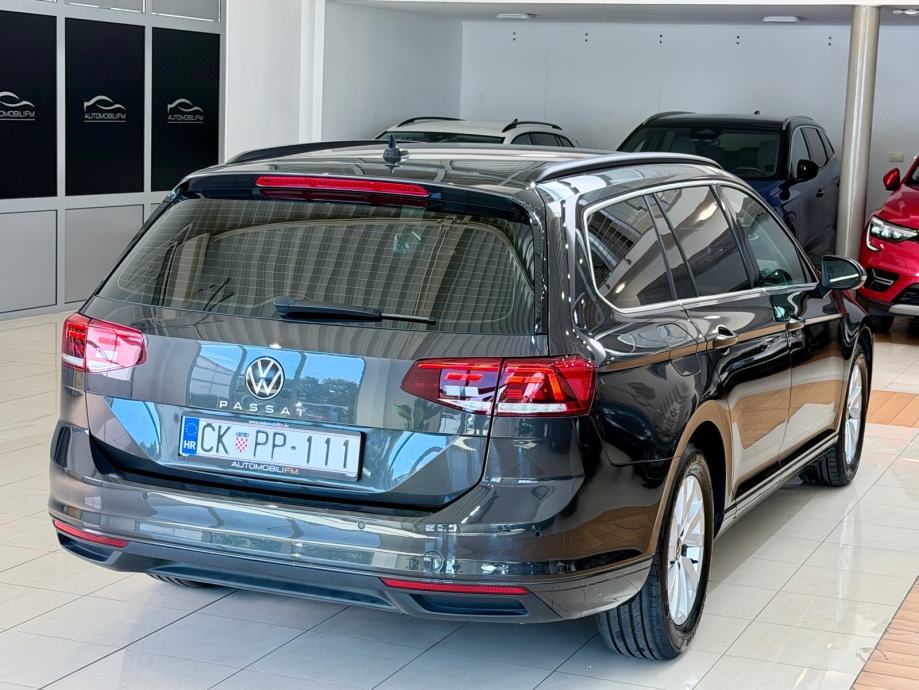 VW PASSAT VARIANT 2,0 TDI DSG | 2022 | 150 ks | ACC | LED | MASAŽA, fotografija 8