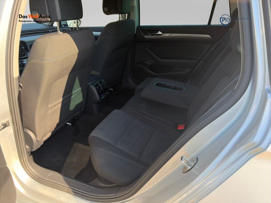 VW Passat Variant 2.0 TDI DSG Business, fotografija 10