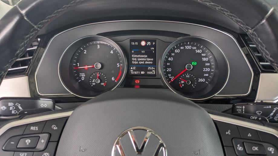 VW PASSAT VARIANT 2.0 TDI DSG ELEGANCE, fotografija 16