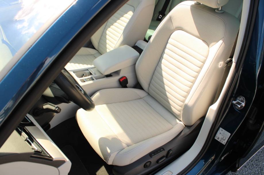 VW Passat Variant 2.0 TDi DSG *PANORAMA, GRIJANJE I HLAĐENJE SJEDALA,, fotografija 10