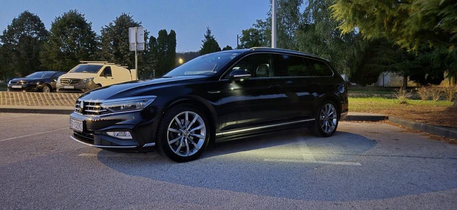 VW Passat Variant 2.0 TDI 200KS R-LINE / WEBASTO / HK / PANO / MATRIX, fotografija 2