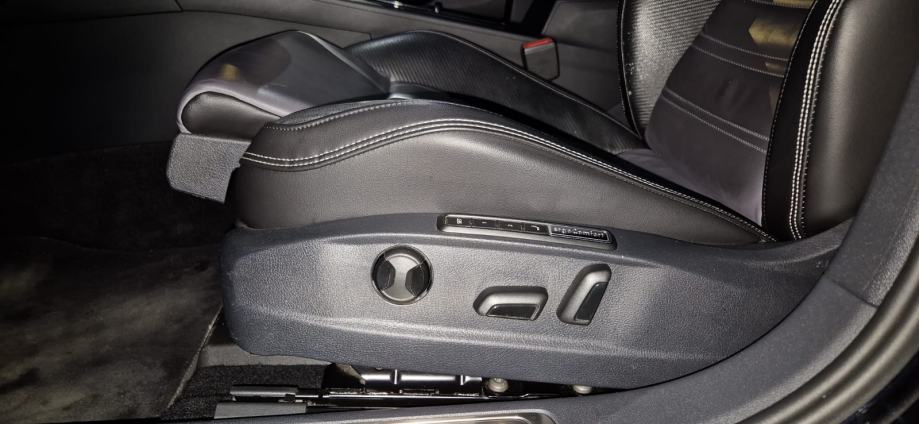 VW Passat Variant 2.0 TDI 200KS R-LINE / WEBASTO / HK / PANO / MATRIX, fotografija 11